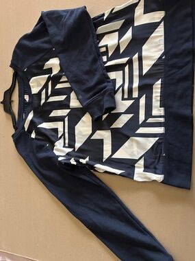 jcpenney Navy and White Geometric Pullover Top